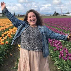 Meet your Posher, Perri